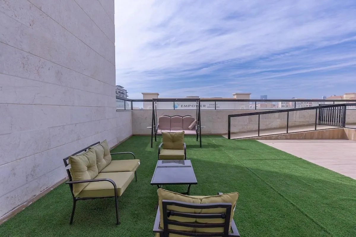Amazing 2-Bedroom Apartment Perfect For Families In Jebel Ali Village Dubai