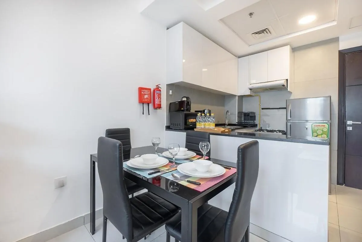 Amazing 2-Bedroom Apartment Perfect For Families In Jebel Ali Village Dubai