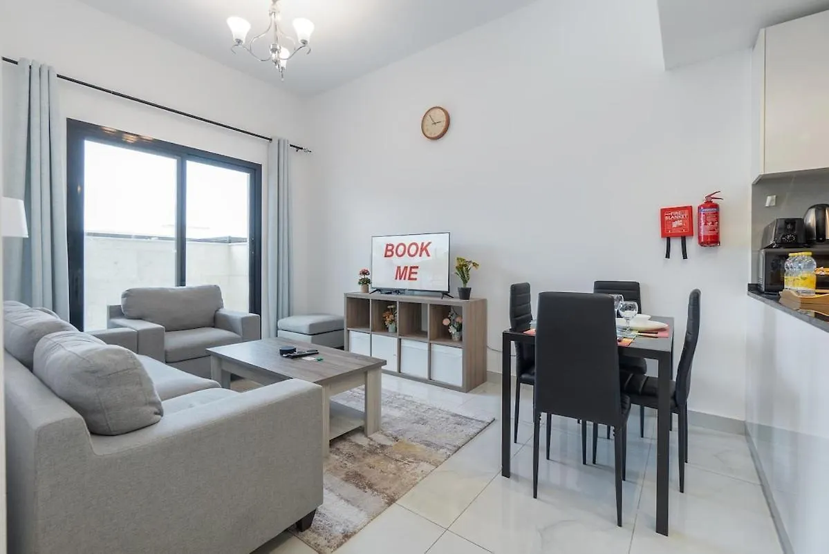 Amazing 2-Bedroom Apartment Perfect For Families In Jebel Ali Village Dubai
